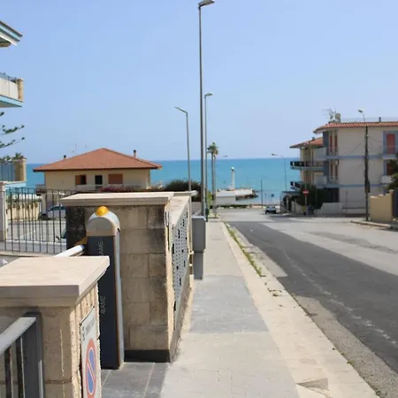 Apartament Sikelia