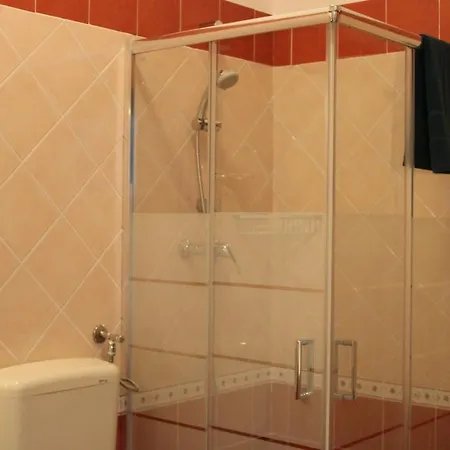 Sikelia Apartament *